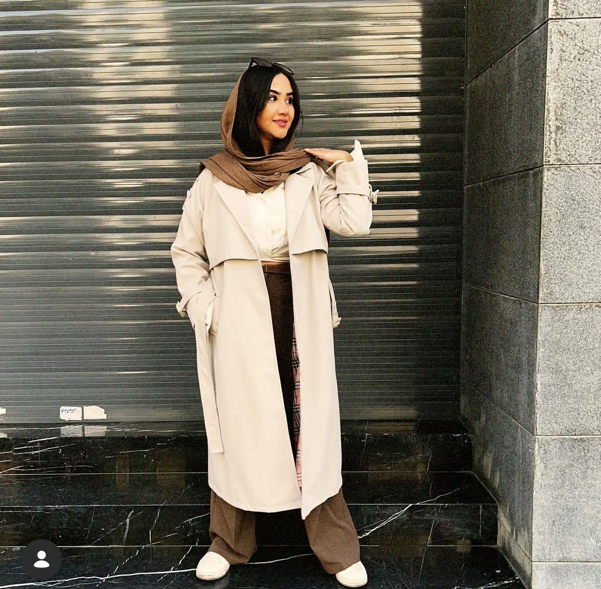 ترنچ کت بلند